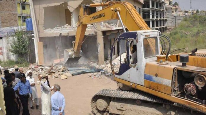 Distt admin targets illegal encroachments in ICT