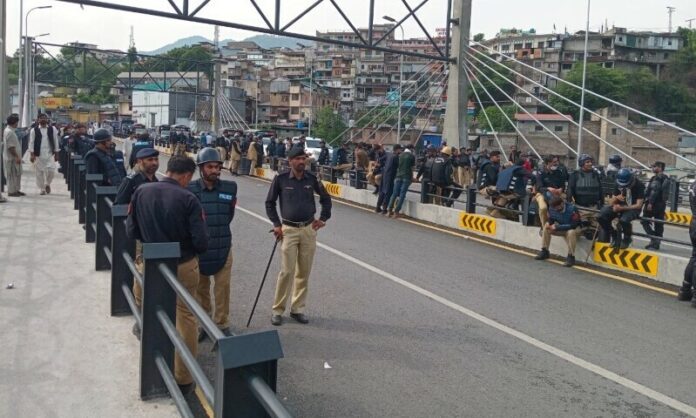 Shutdown ends with AJK Govt accepting demands of protestors