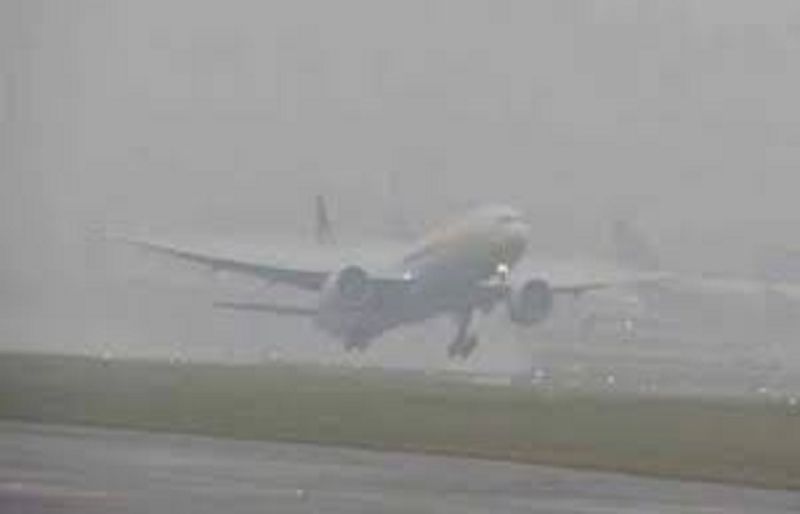 Fog disrupts flights across Pakistan, leading to diversions, delays