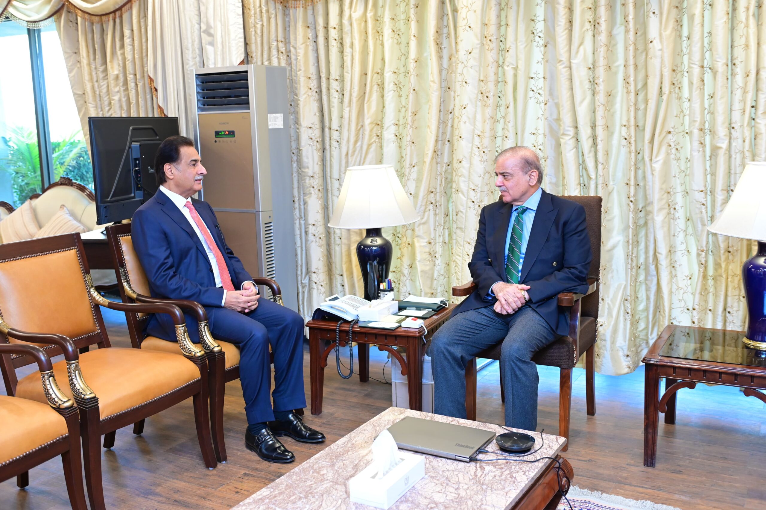 Speaker NA calls on PM