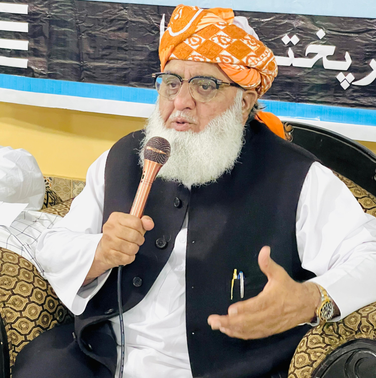 JUI-F decides to actively participate in next general elections