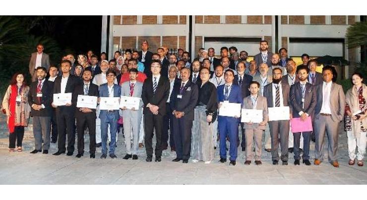 Japan awards MEXT research scholarships to Pakistani students