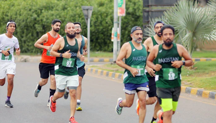 Pakistan’s first marathon kicked off in Karachi with massive participation