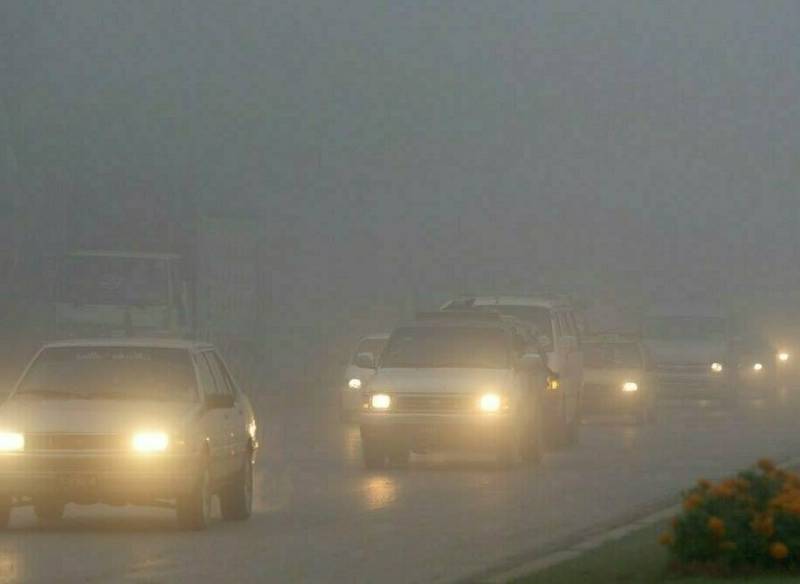 Dense fog to engulf plains of Punjab, KP, upper Sindh: PMD