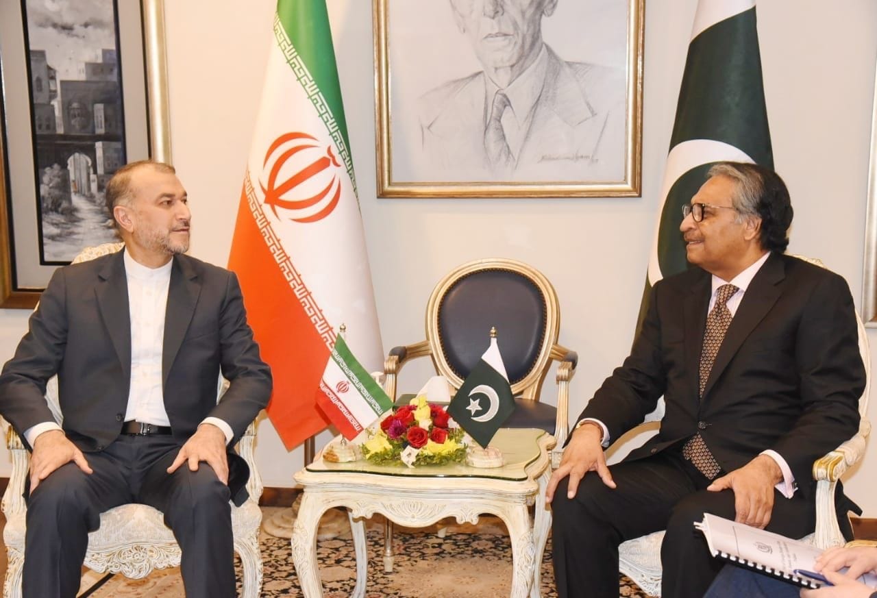 Pakistan, Iran agree to promote mutual goals of peace, prosperity