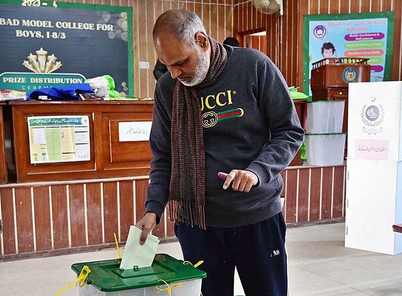 Polling continues smoothly in Islamabad