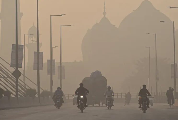 Fog, smog to engulf plain areas of Punjab: PMD