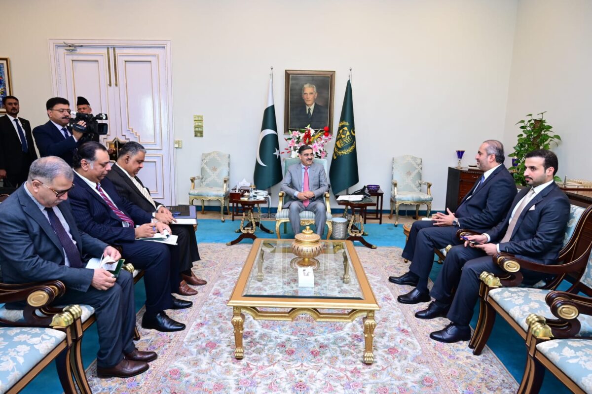 SIFC playing active role to attract investment from Gulf countries: PM