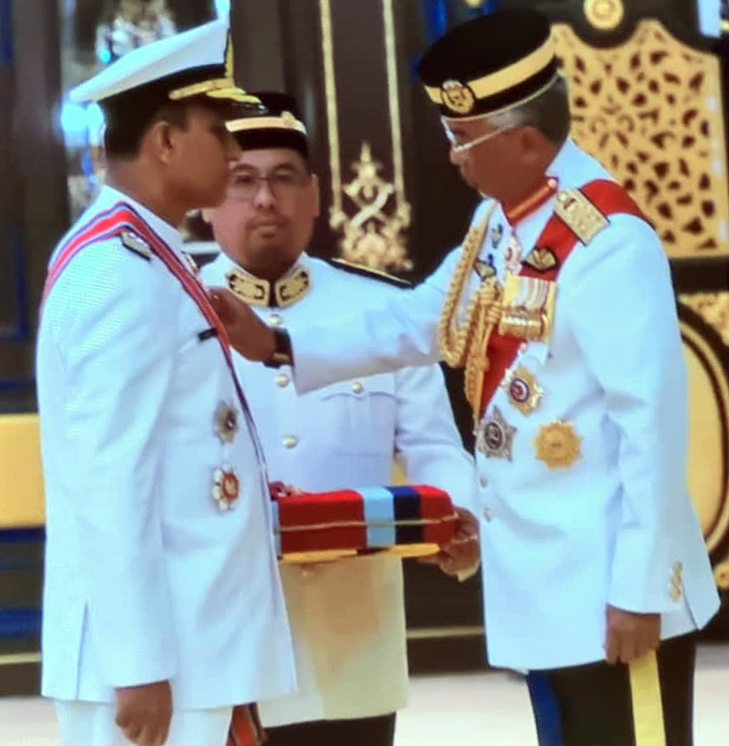 Former Naval Chief conferred with honorary award of Malaysian Armed Forces