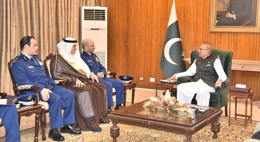 Alvi for enhanced Pak-Saudi cooperation in economic, defence sectors