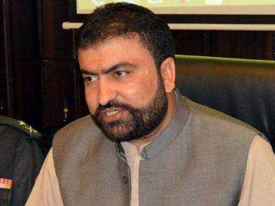 Bugti lauds Pindi Police for nabbing robbers