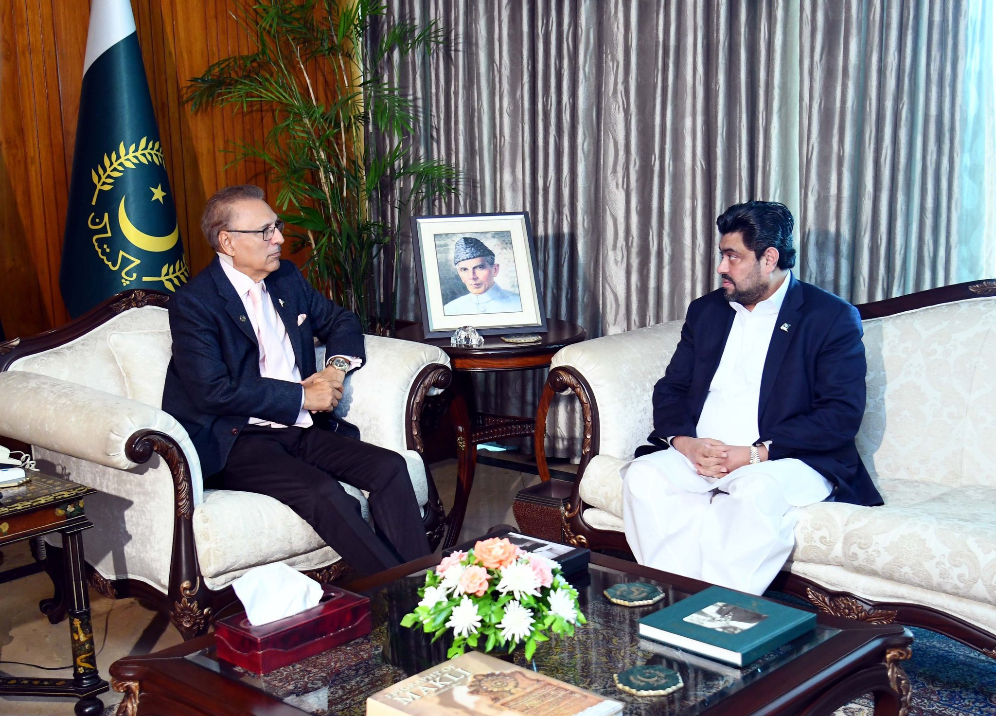 President, Governor Sindh discuss development project in province