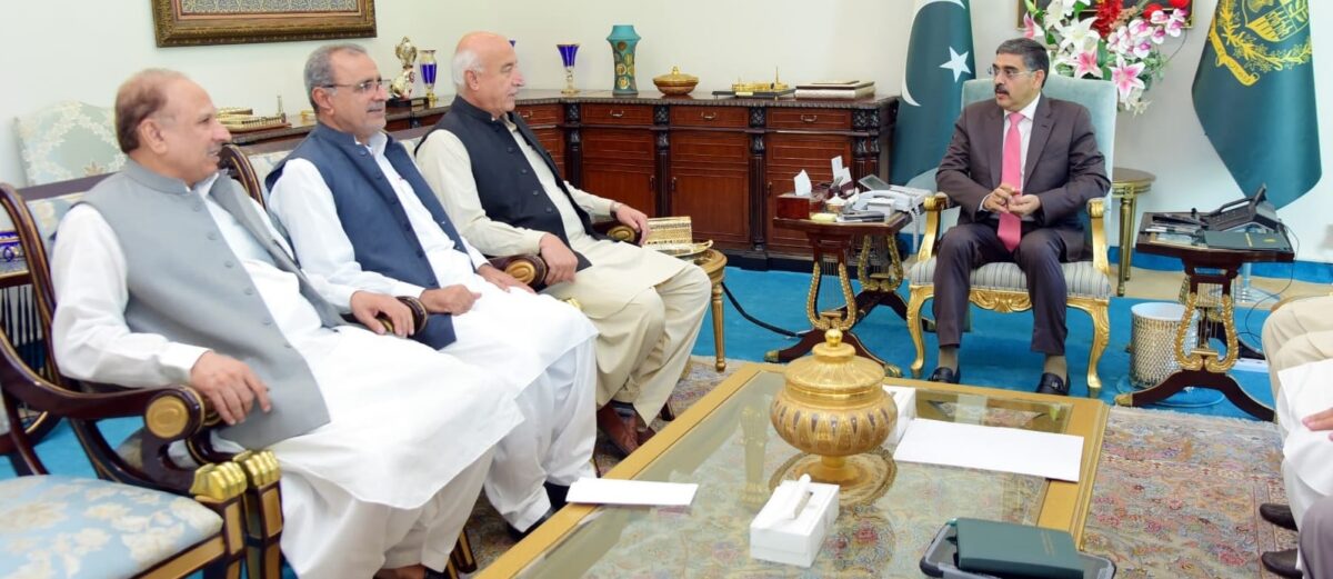 Balochistan delegation calls on PM