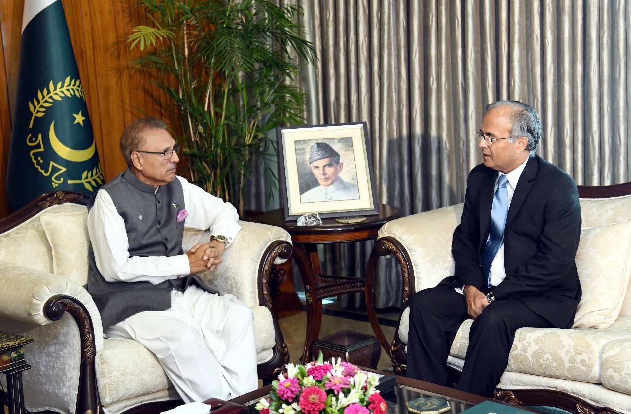 Foreign Secretary Asad Majeed pays farewell call on President Alvi