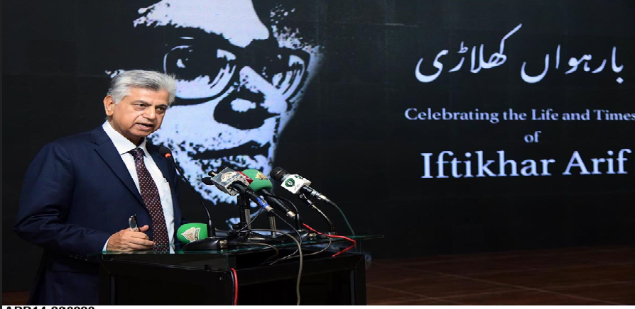 Solangi terms poet Iftikhar Arif shining star on literary horizon