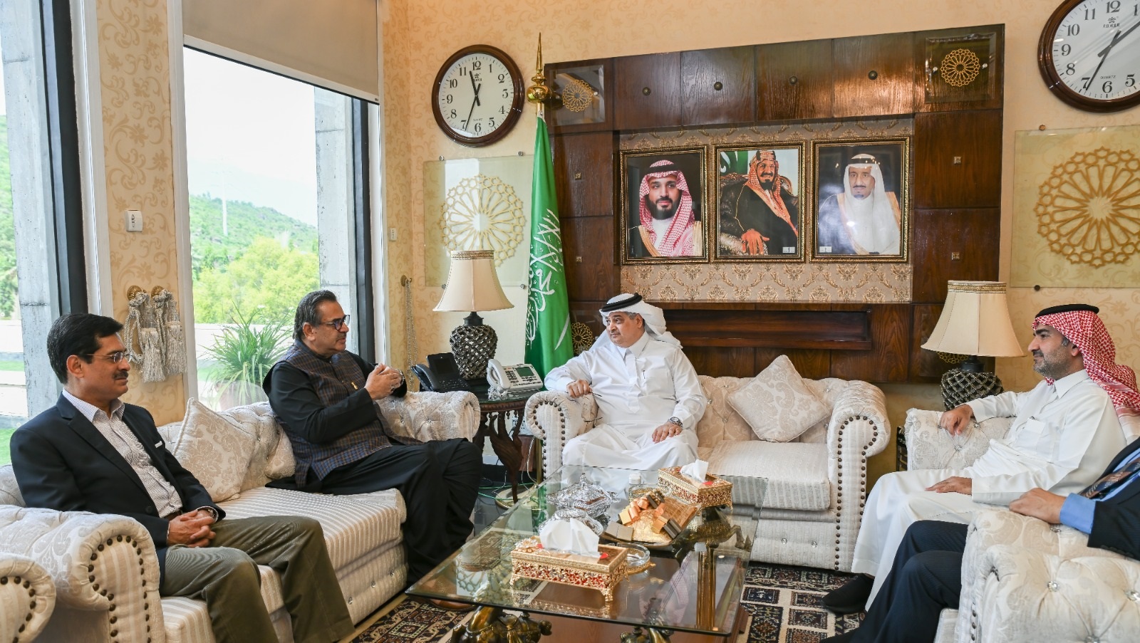 Saudi Hajj & Umrah minister’s visit to Pakistan highlights bilateral significance: Aneeq