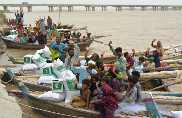 KSrelief distributes 9,400 food packages in flood-hit Sindh, Punjab regions