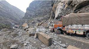 Zhob-Dhanasar section of N- 50 reopens for traffic after landslides cleared