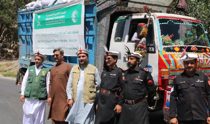 KSrelief distributes 12,000 food packages in Chitral, Dir districts